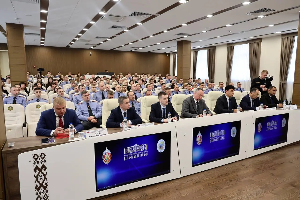 efaac541-a820-1221-3e62-98e075c586e1_lists_slider_